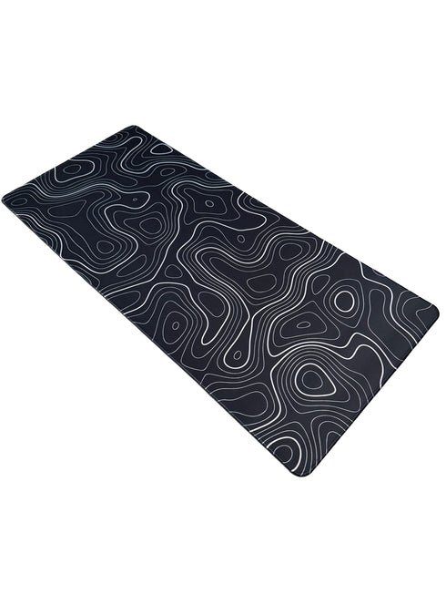 Black Topography muismat met minimalistisch reliëfpatroon – perfect voor bureau of gaming setup